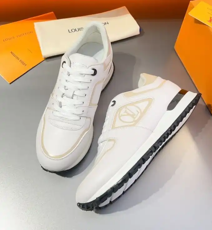 hype Louis Vuitton Sneakers