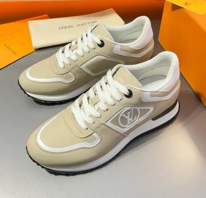 hype Louis Vuitton Sneakers