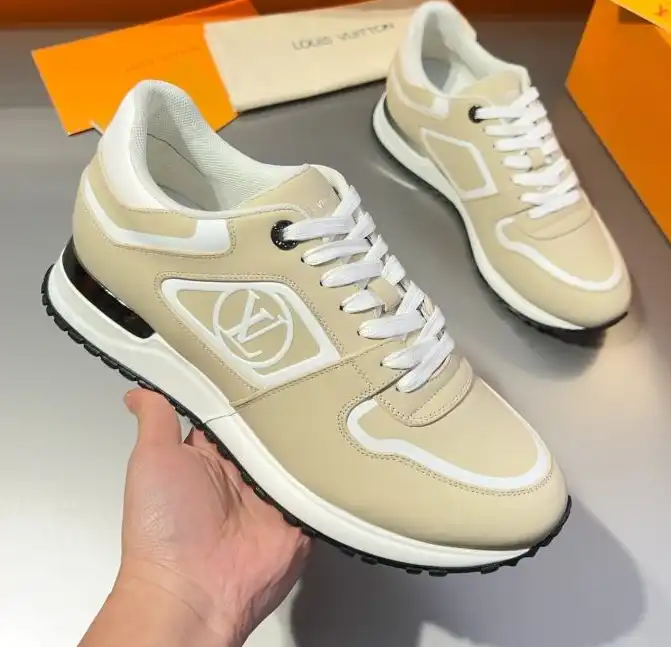 hype Louis Vuitton Sneakers