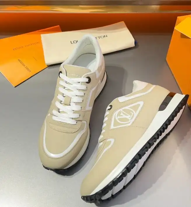 hype Louis Vuitton Sneakers