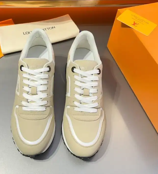 hype Louis Vuitton Sneakers