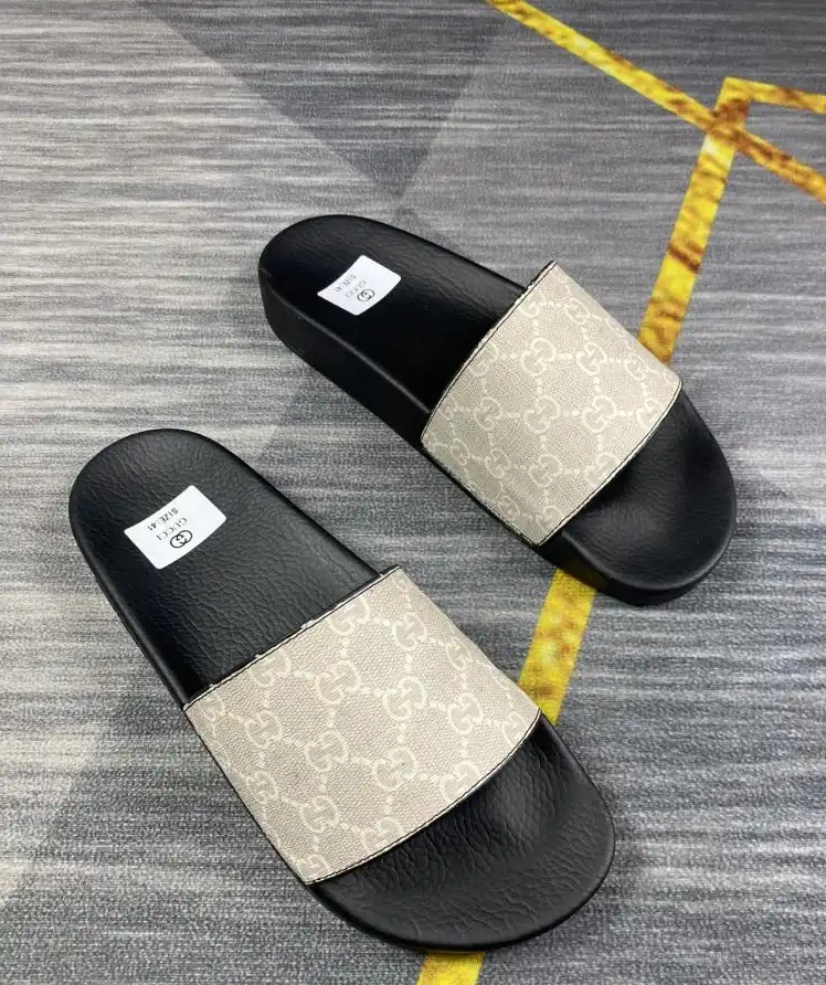 hype Gucci Slippers