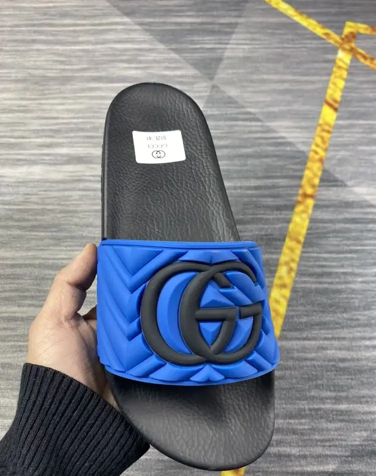 hype Gucci Slippers