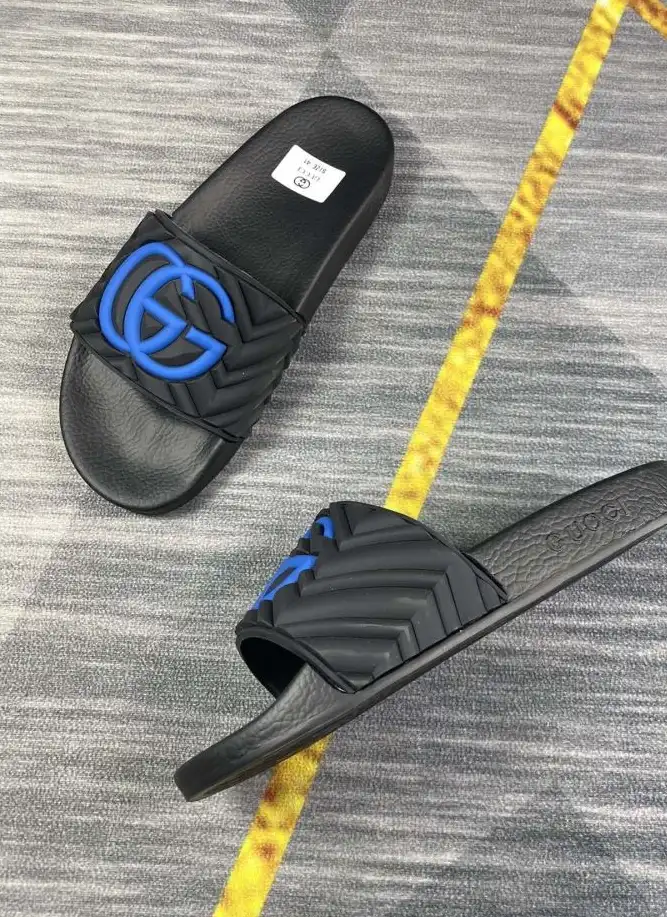 hype Gucci Slippers