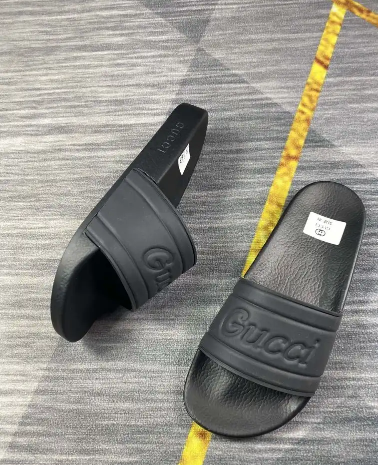 hype Gucci Slippers