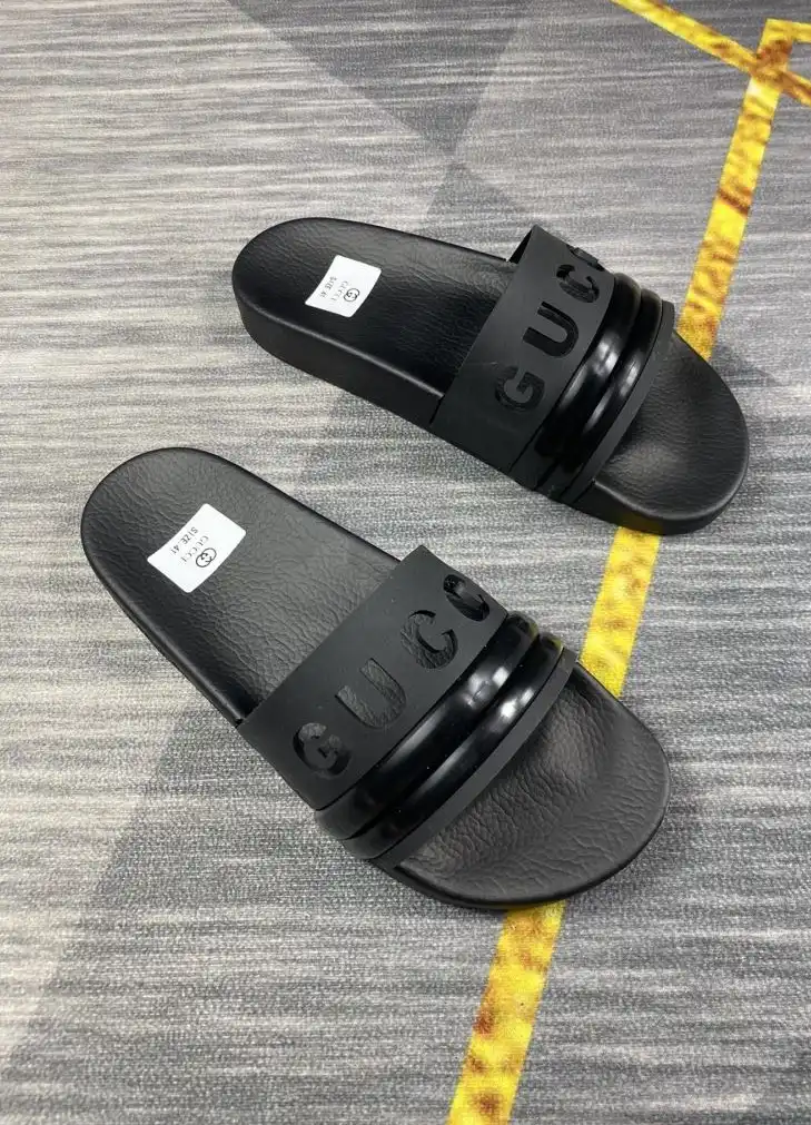 hype Gucci Slippers