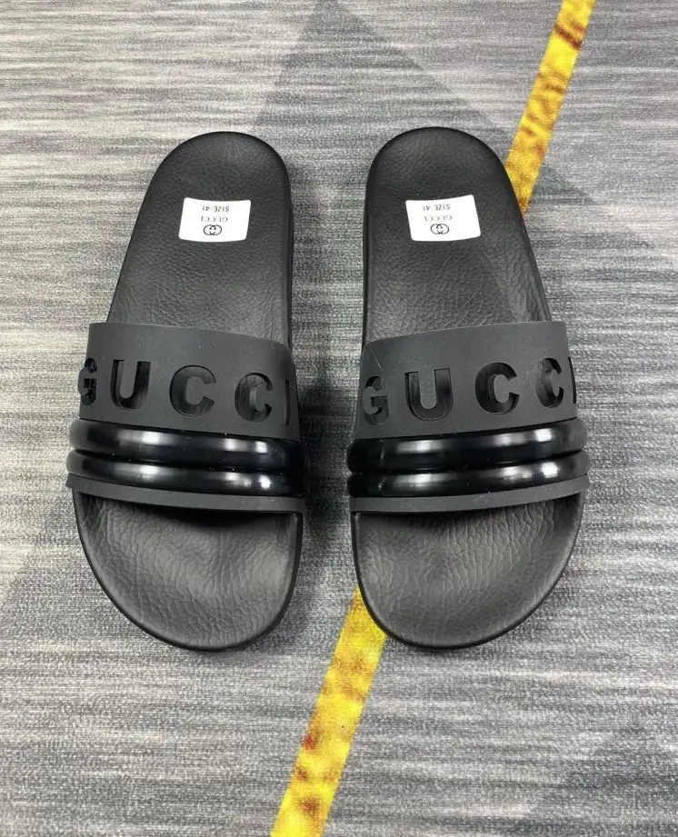 hype Gucci Slippers