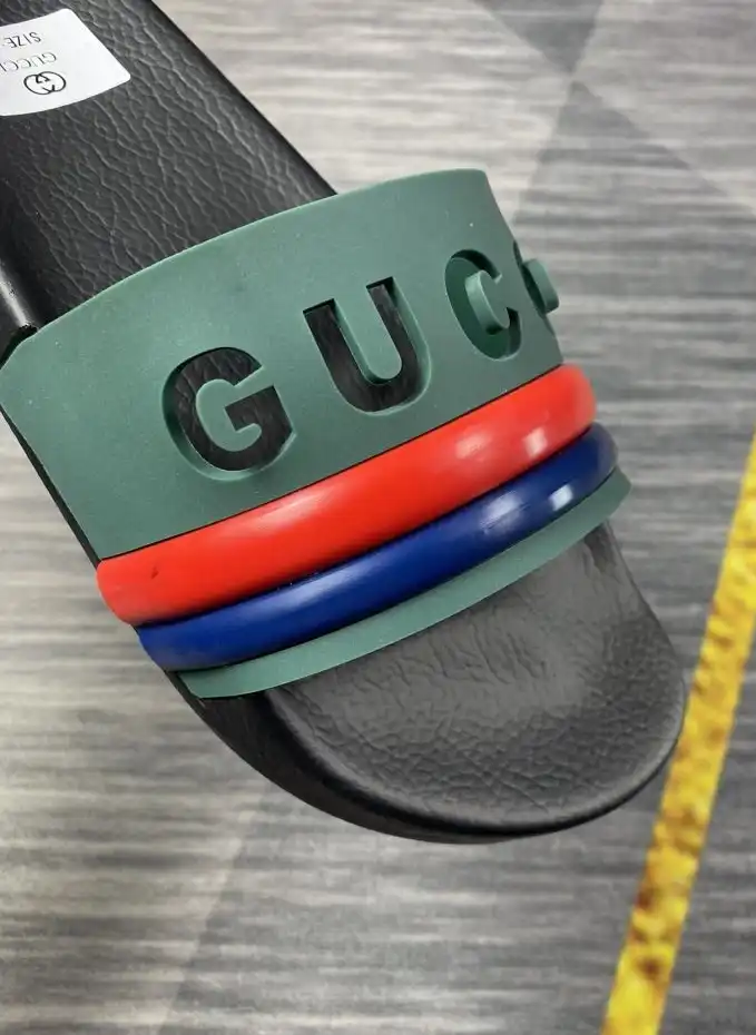 hype Gucci Slippers