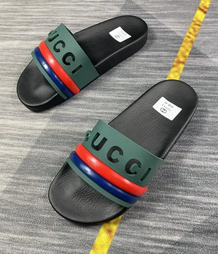 hype Gucci Slippers