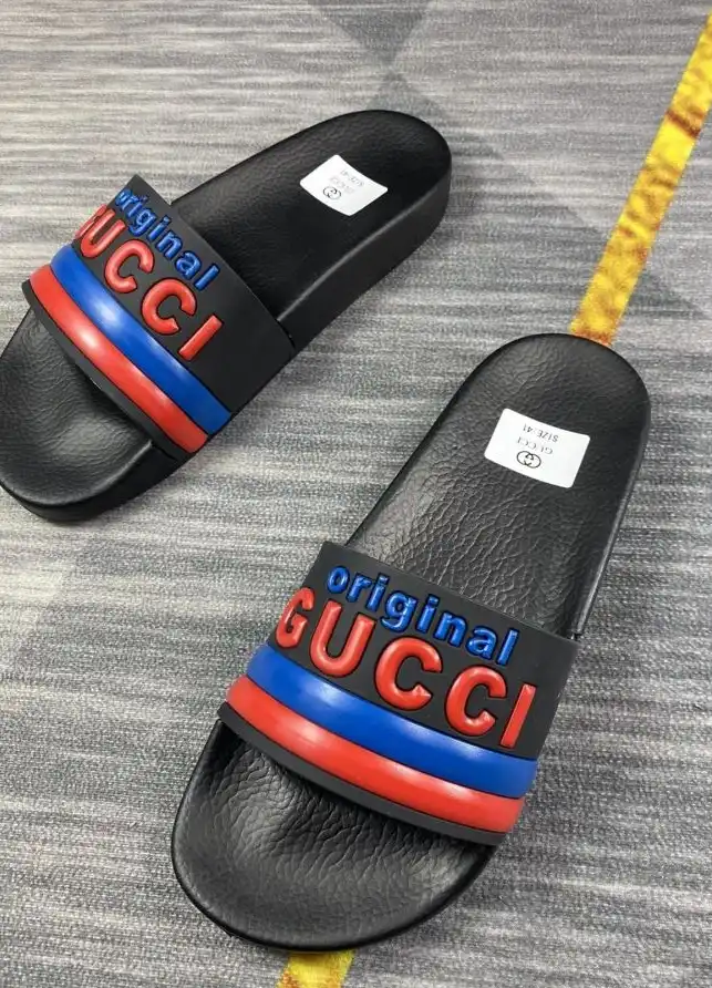 hype Gucci Slippers