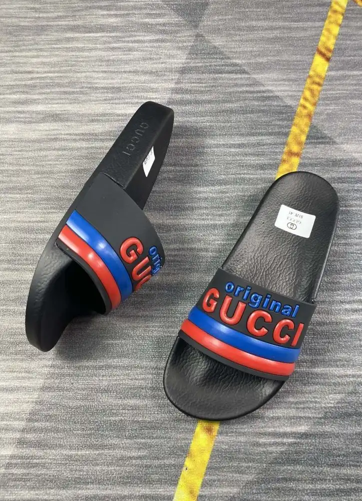 hype Gucci Slippers