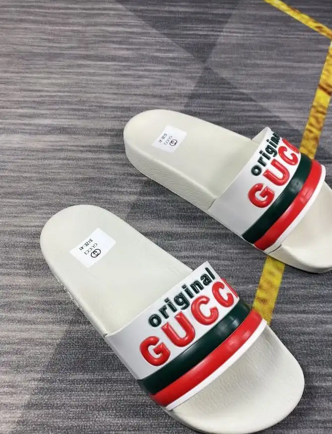 hype Gucci Slippers