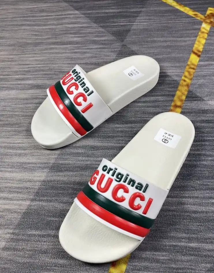 hype Gucci Slippers