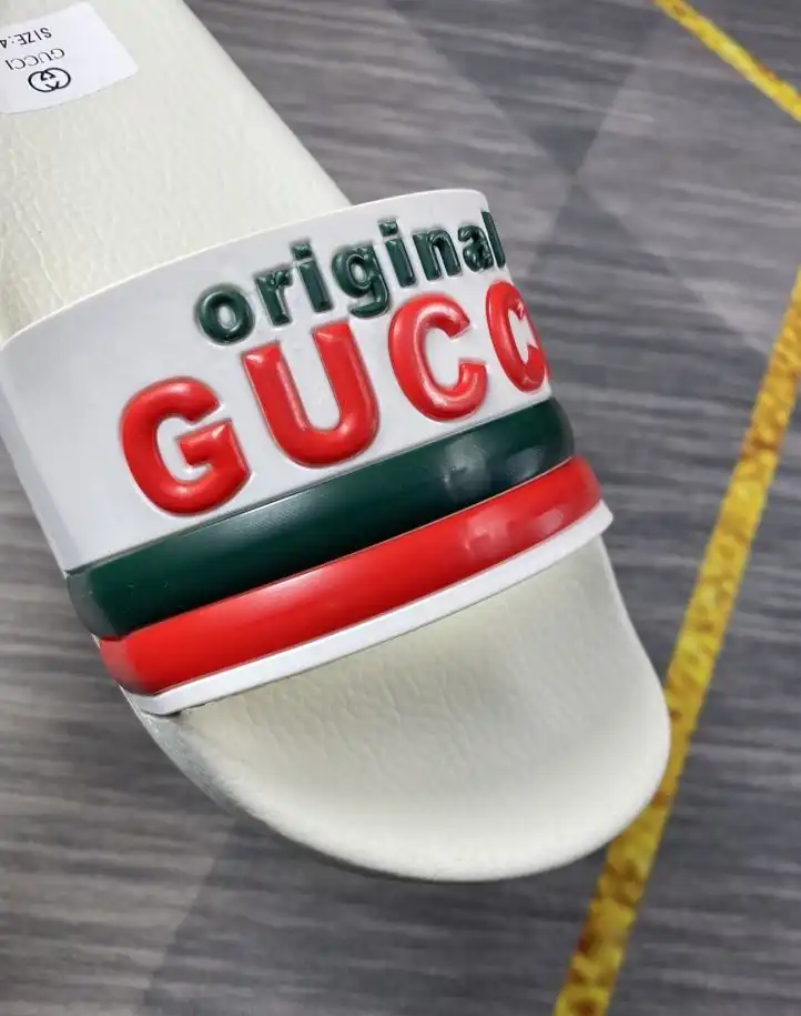 hype Gucci Slippers