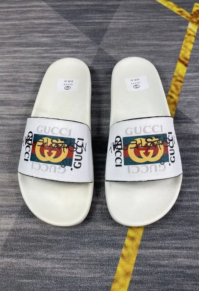 hype Gucci Slippers