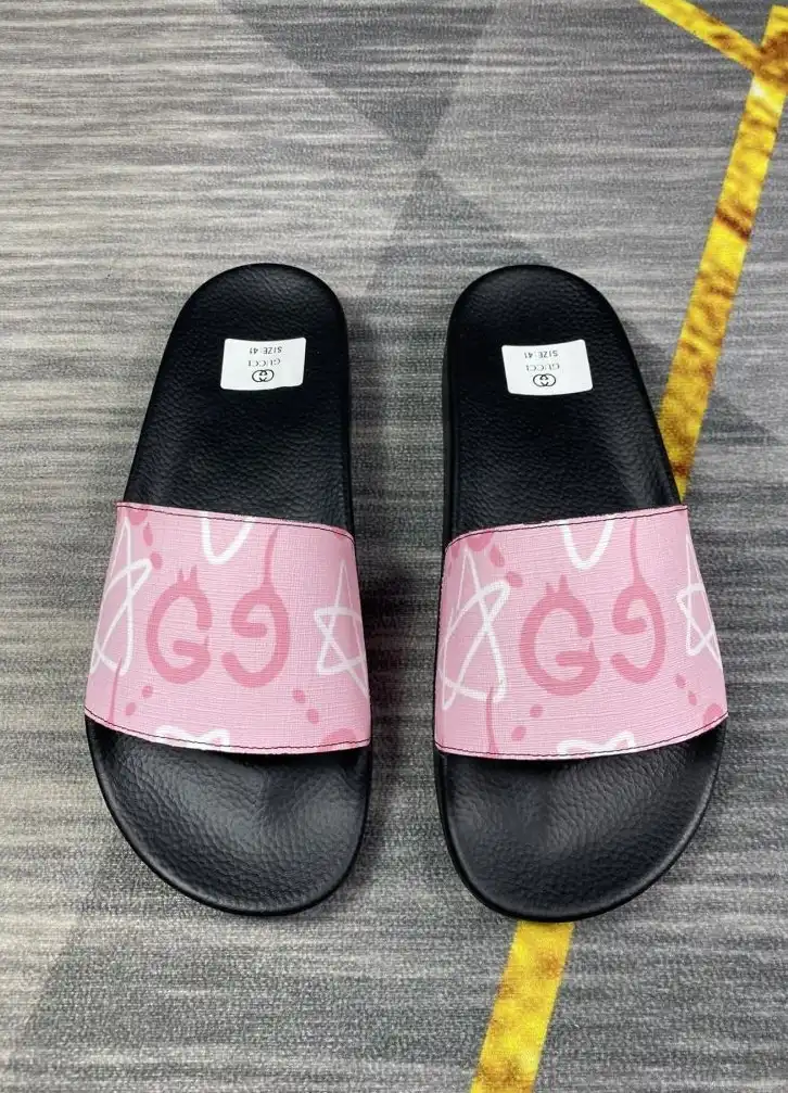 hype Gucci Slippers