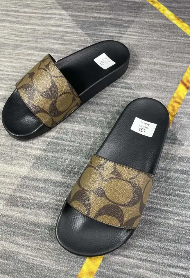 hype Gucci Slippers