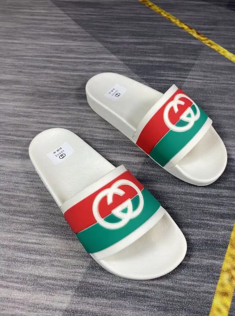 hype Gucci Slippers