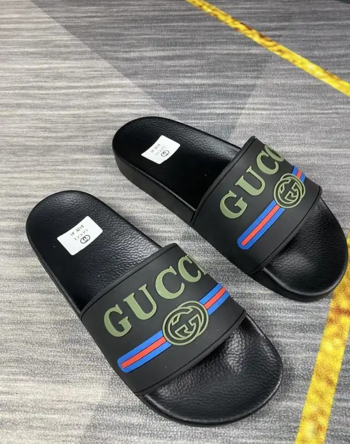 hype Gucci Slippers