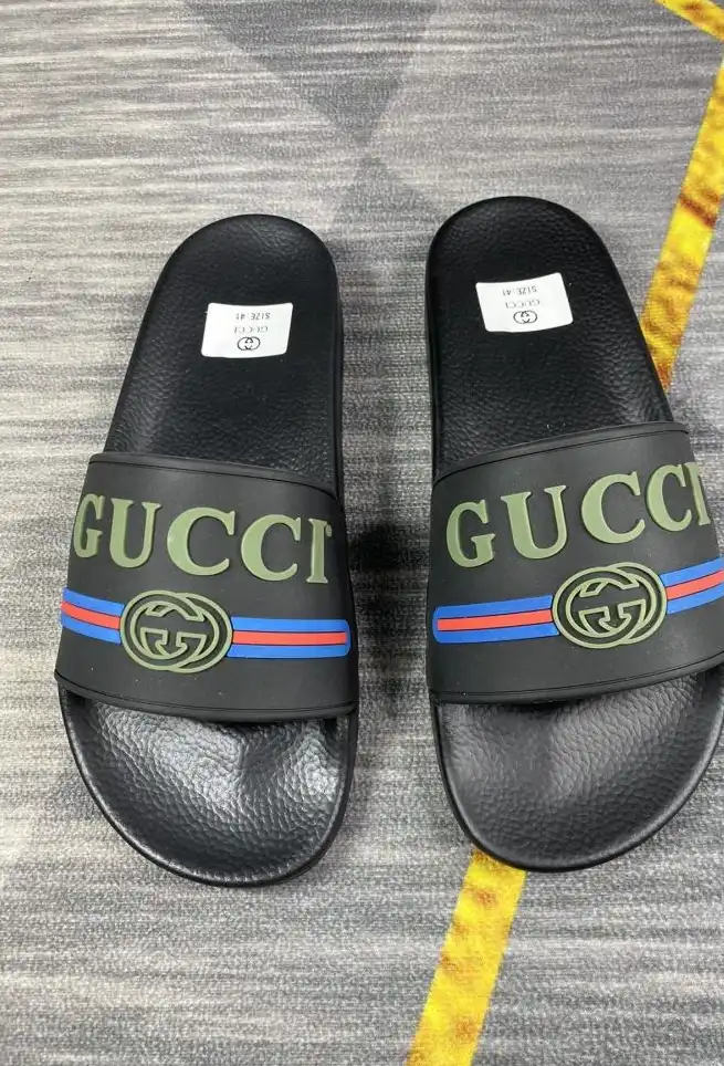 hype Gucci Slippers