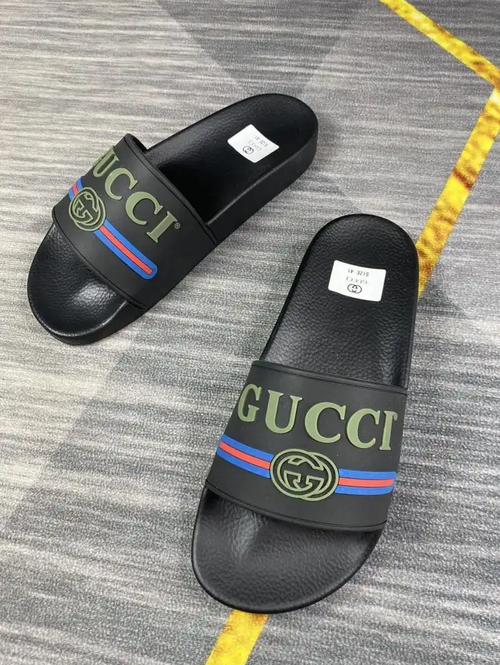 hype Gucci Slippers