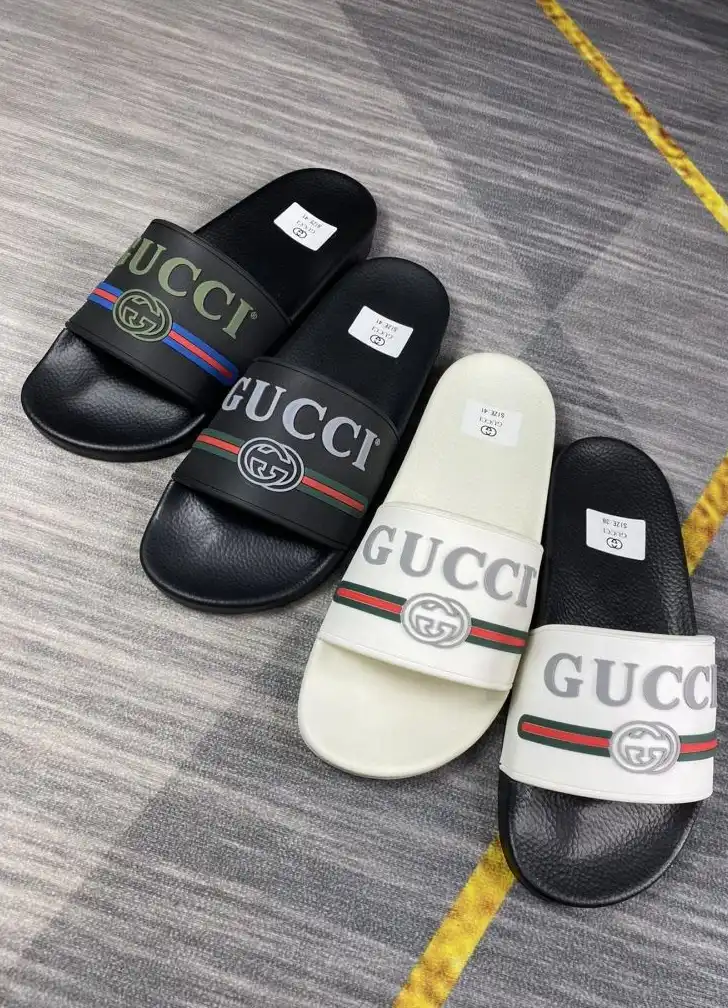 hype Gucci Slippers