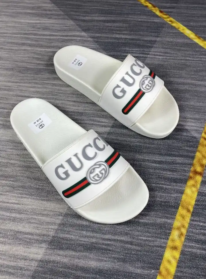 hype Gucci Slippers