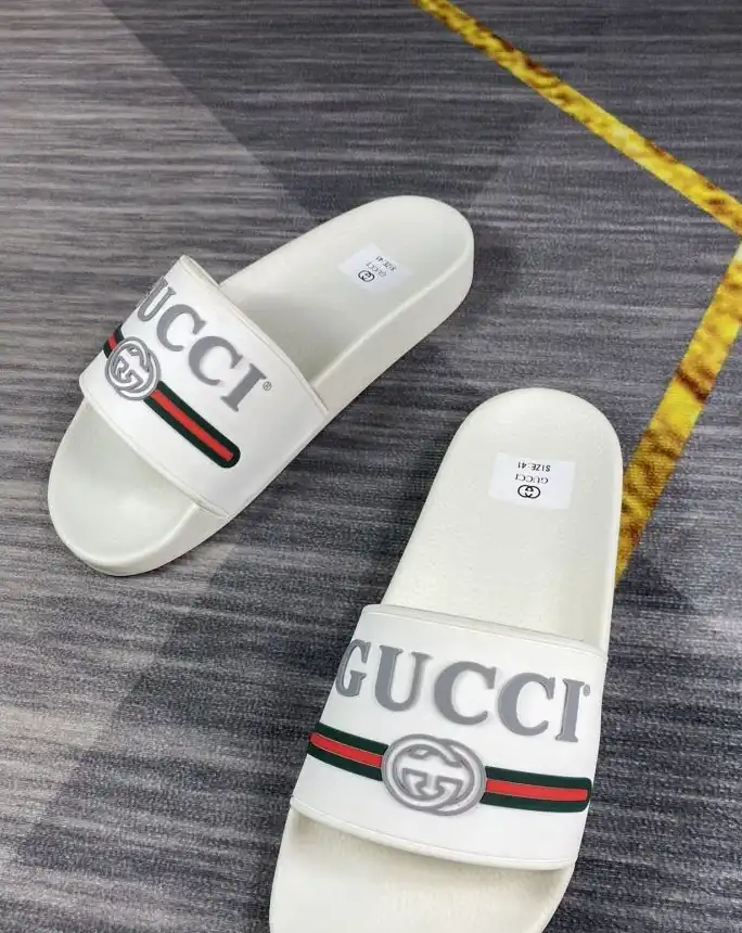 hype Gucci Slippers