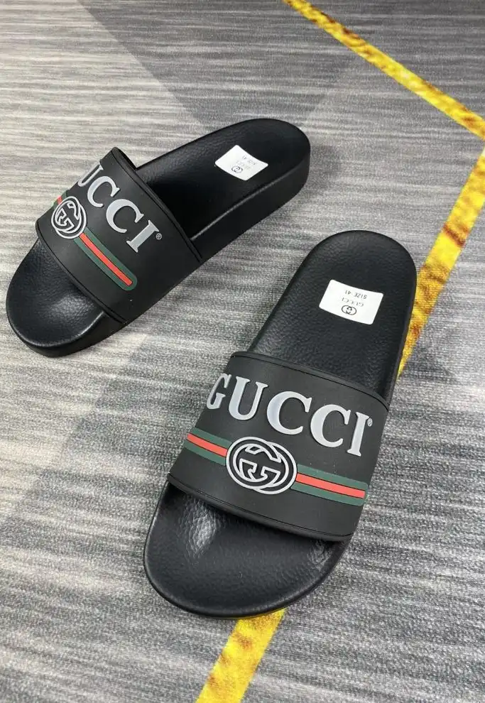 hype Gucci Slippers