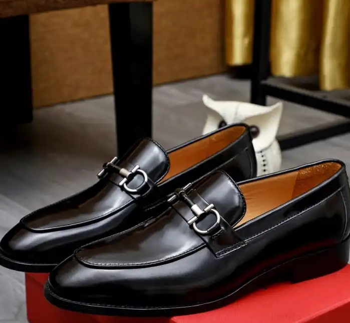 hype Ferragamo Leather Shoes