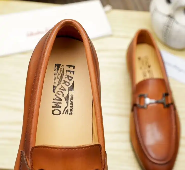 hype Ferragamo Leather Shoes