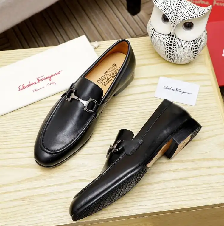 hype Ferragamo Leather Shoes