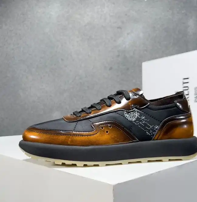 hype Berluti Sneakers