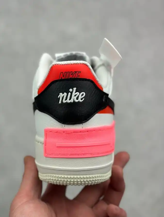 hype Nike Sneakers