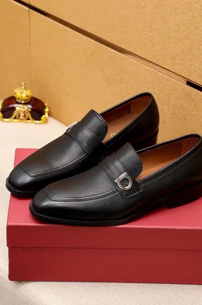 hype Ferragamo Leather Shoes