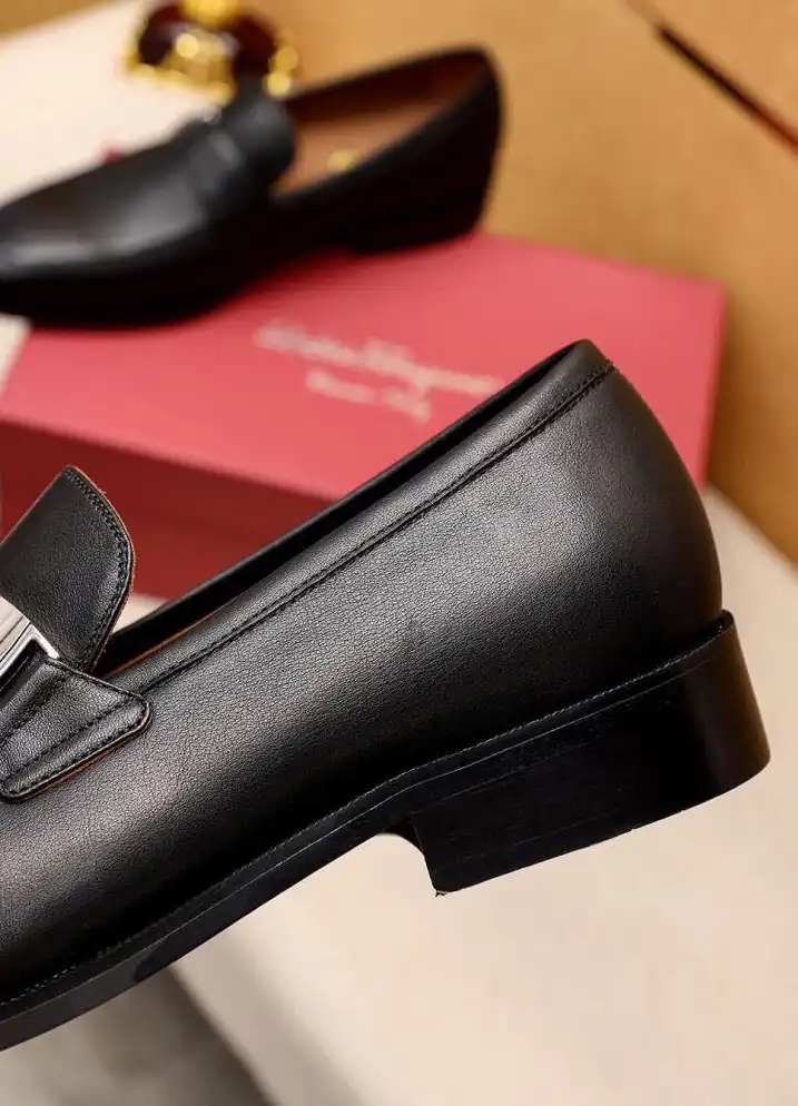 hype Ferragamo Leather Shoes