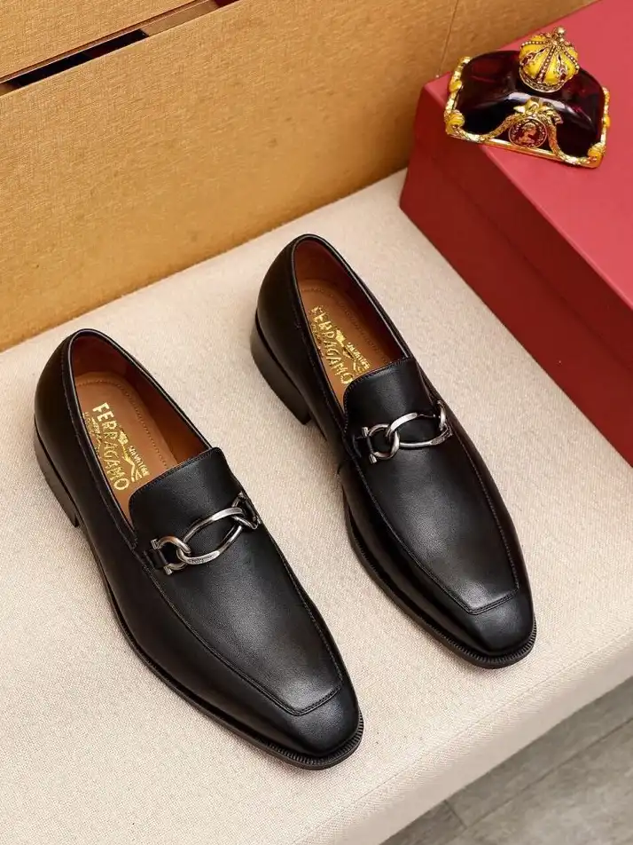 hype Ferragamo Leather Shoes