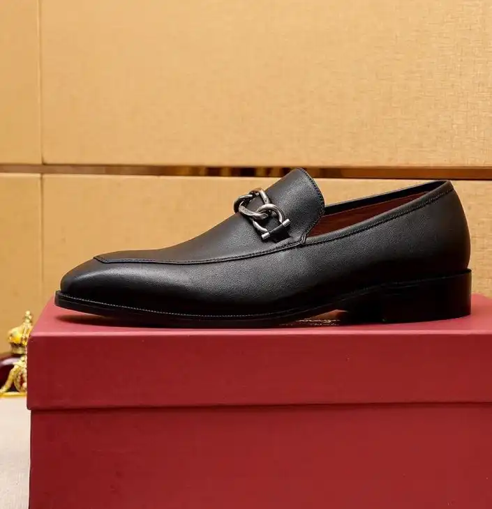 hype Ferragamo Leather Shoes