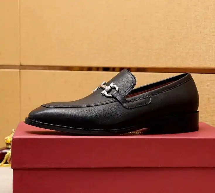 hype Ferragamo Leather Shoes