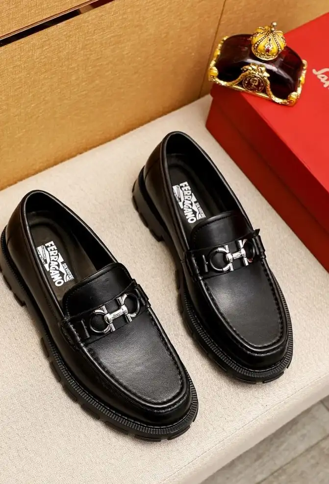 hype Ferragamo Leather Shoes