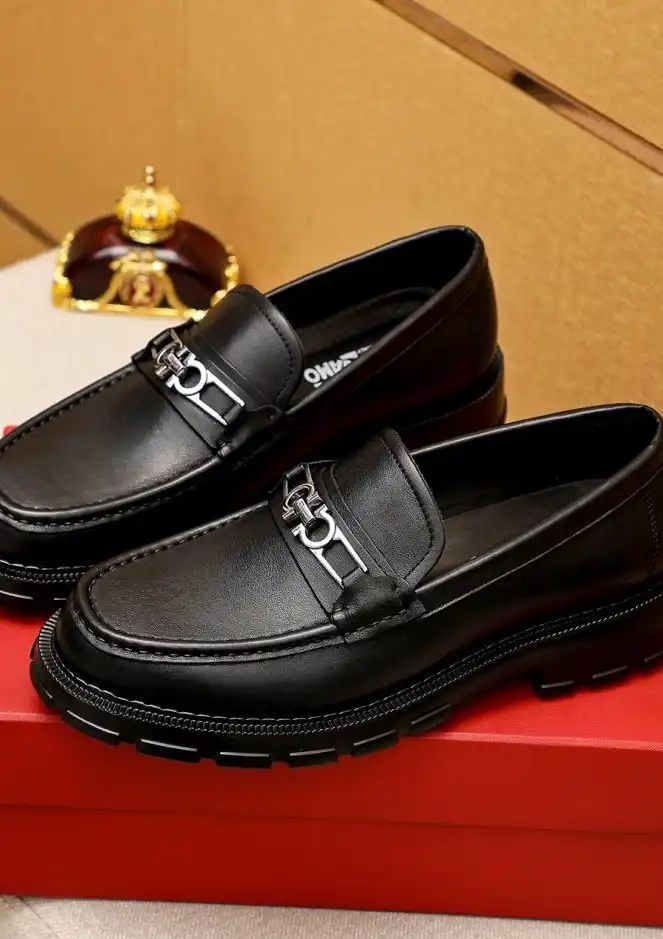 hype Ferragamo Leather Shoes