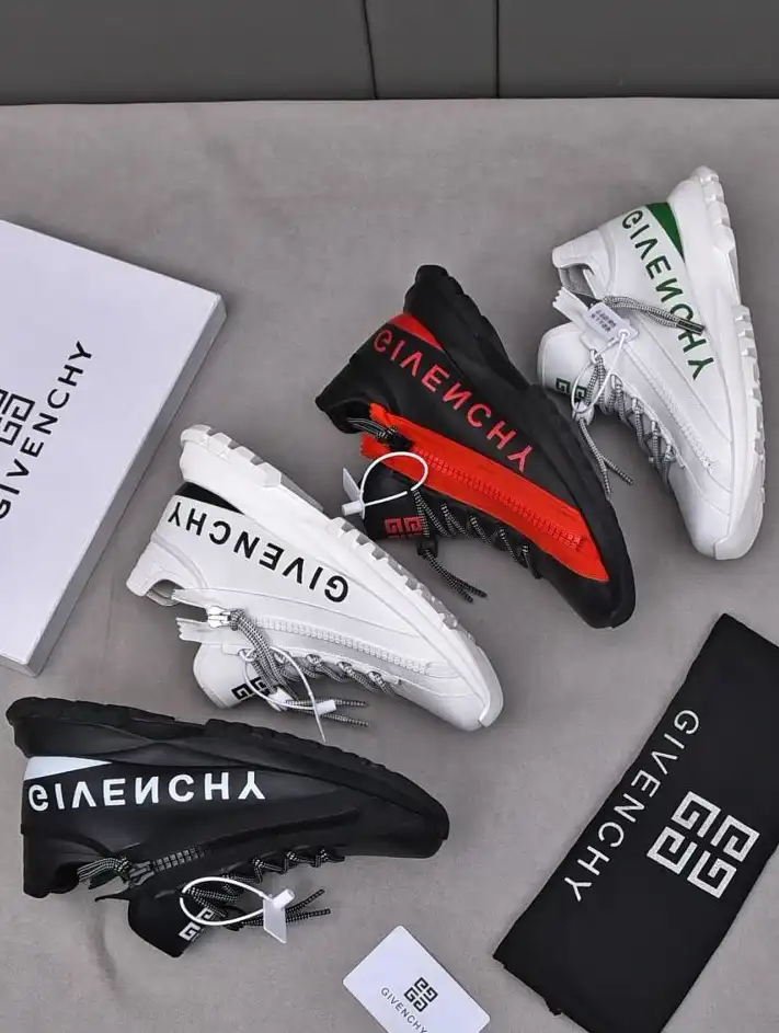 hype Givenchy Sneakers