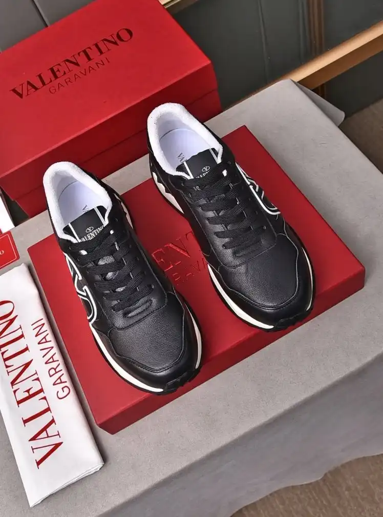 hype Valentino Casual Shoes