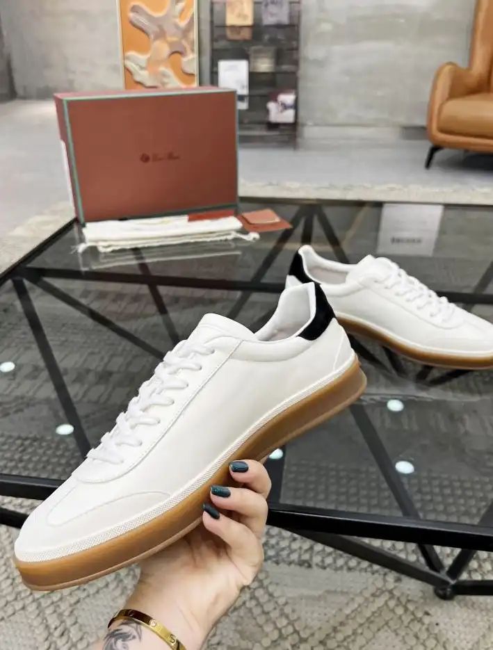 hype Louis Vuitton Sneakers