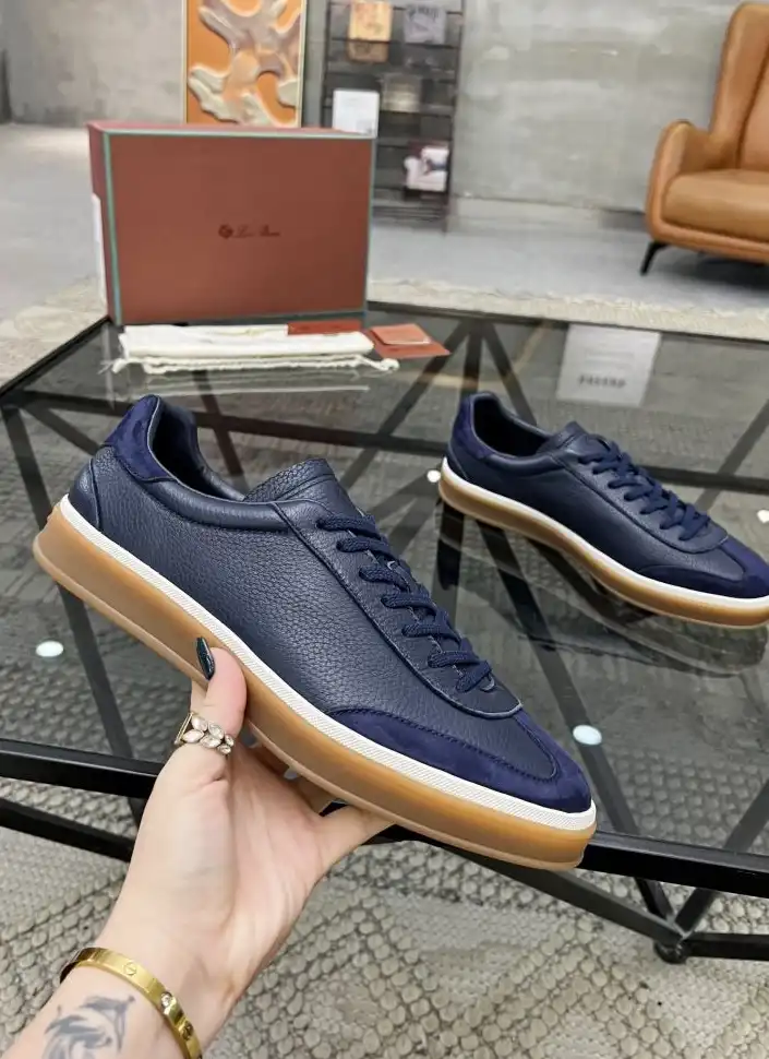 hype Louis Vuitton Sneakers