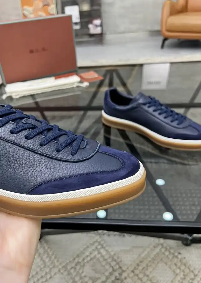 hype Louis Vuitton Sneakers