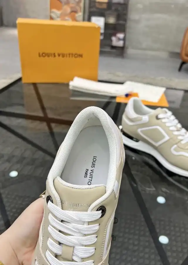 hype Louis Vuitton Sneakers