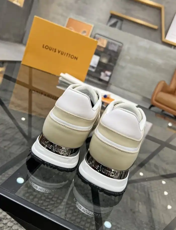 hype Louis Vuitton Sneakers