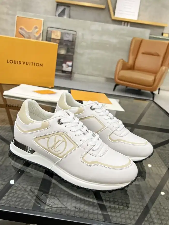 hype Louis Vuitton Sneakers