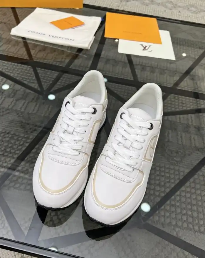 hype Louis Vuitton Sneakers